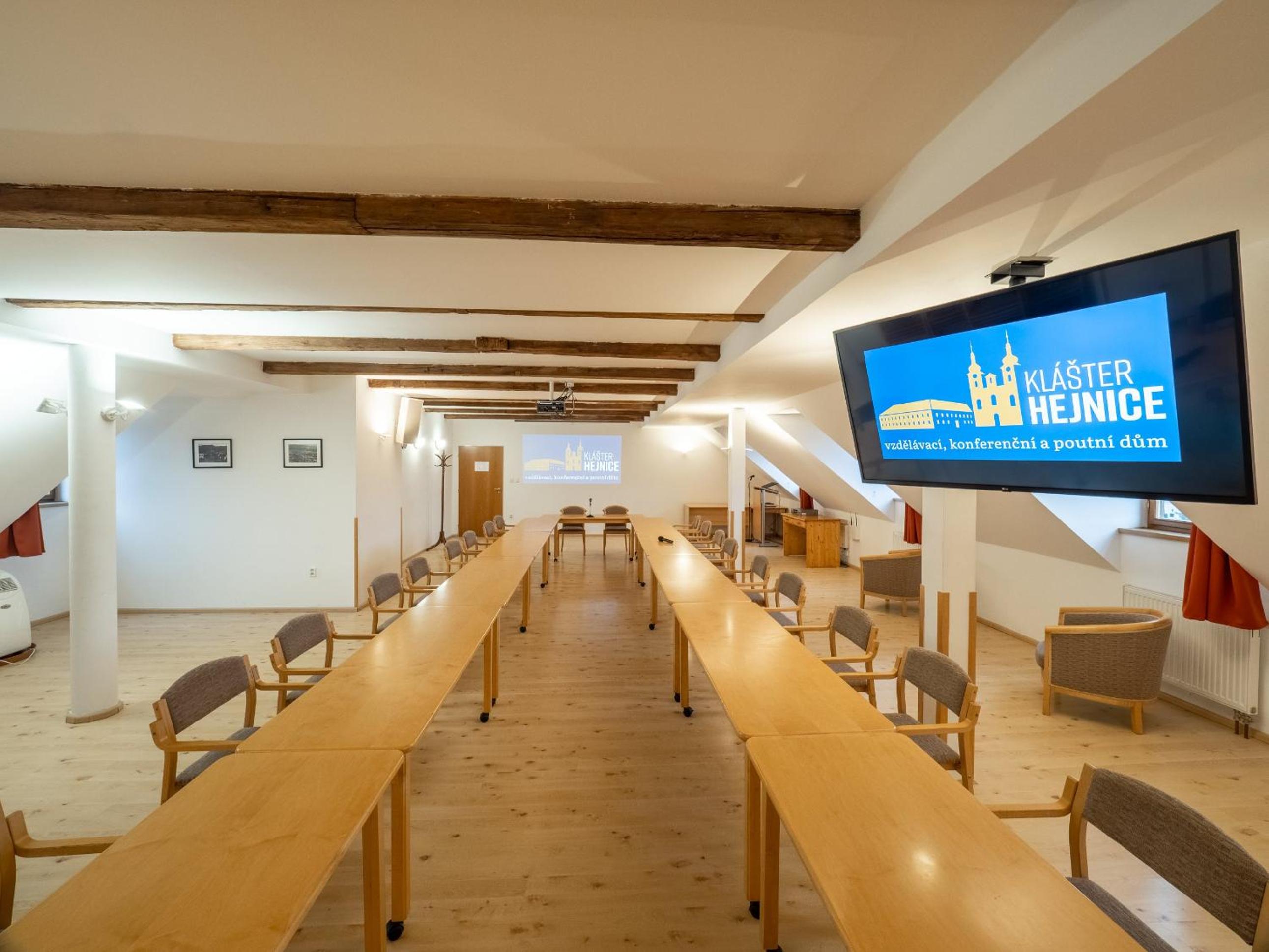 Klášter Hejnice - vzdělávací, konferenční a poutní dům