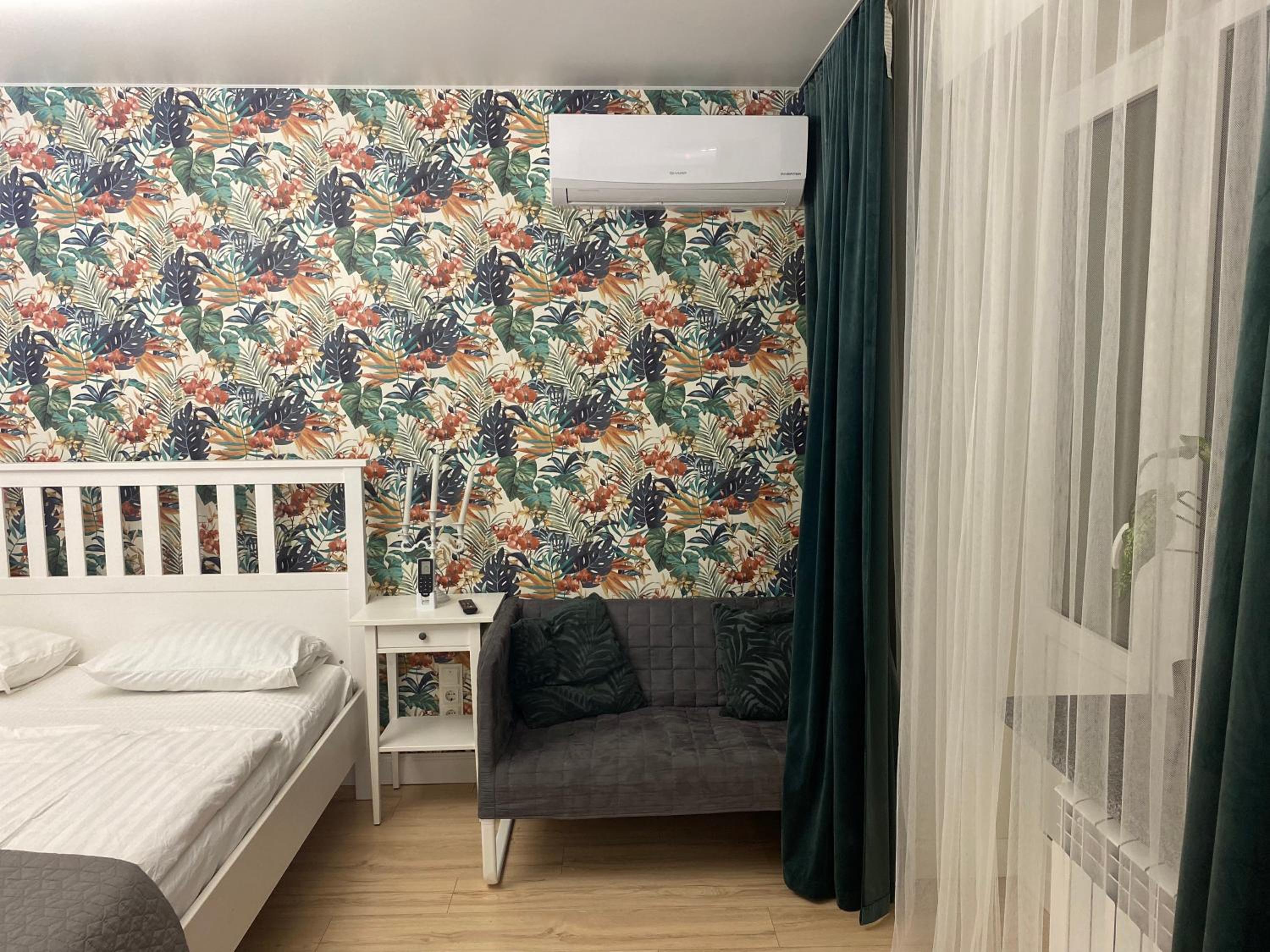 Best apartments on Lyatoshinsky street