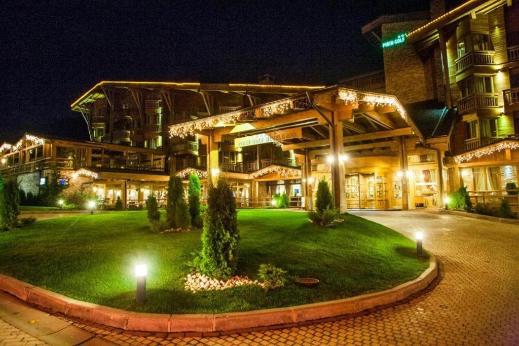 Stylish wooden apartment with terrace in Pirin Golf Hotel&Spa Complex