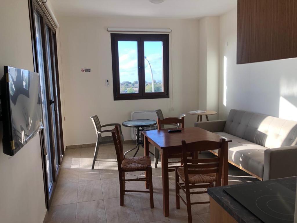 Daniel's Hotel Apartments