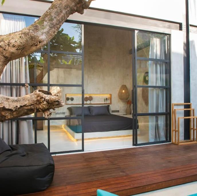 Amazing newly constructed industrial villa