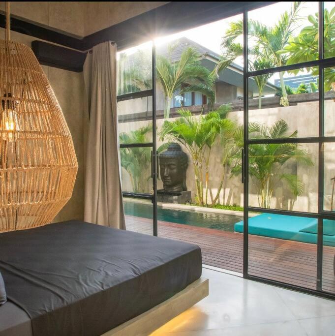 Amazing newly constructed industrial villa