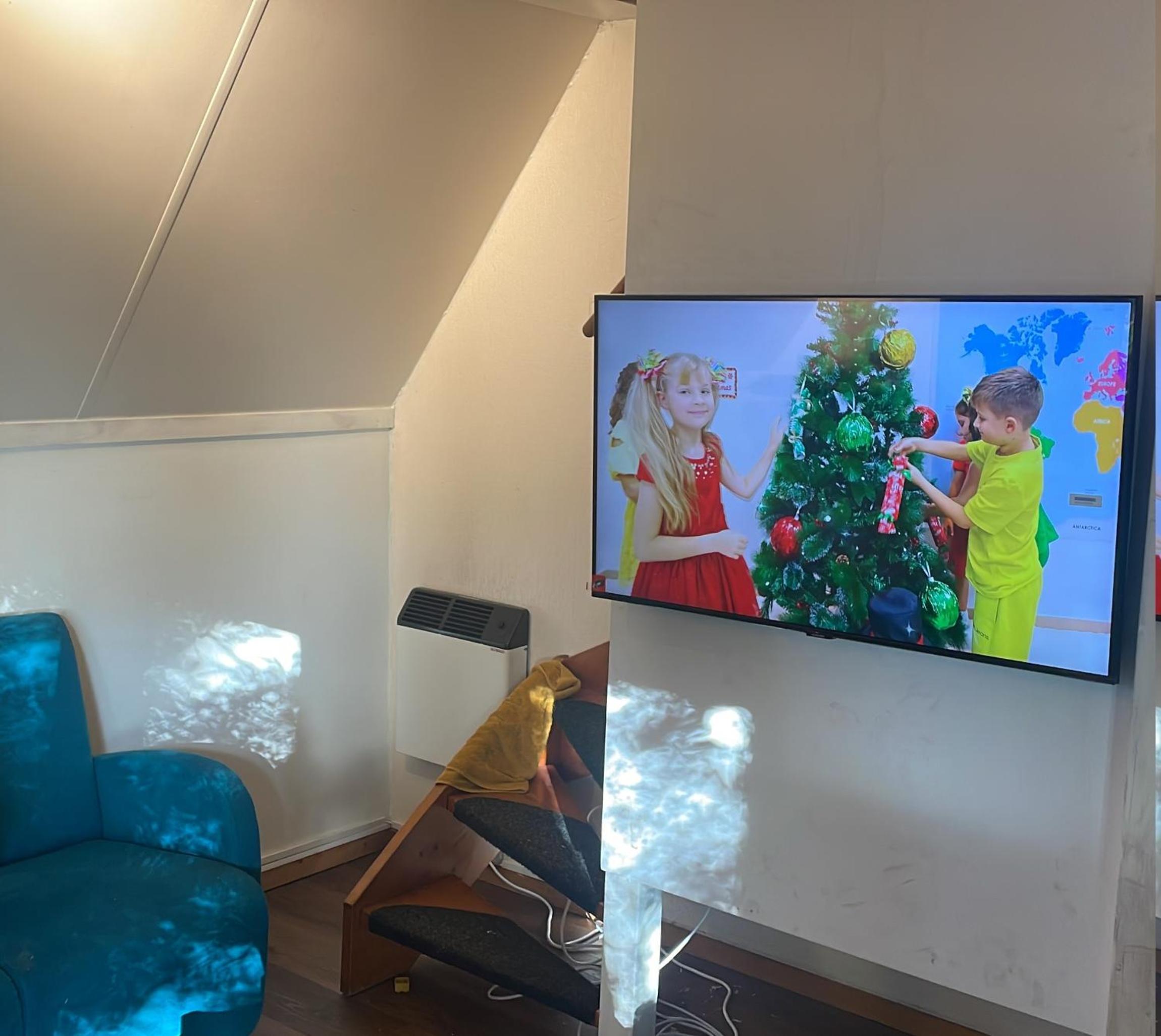 Het Familie Boshuisje - vakantiewoning op prachtig park met veel faciliteiten inc ligbad view 5