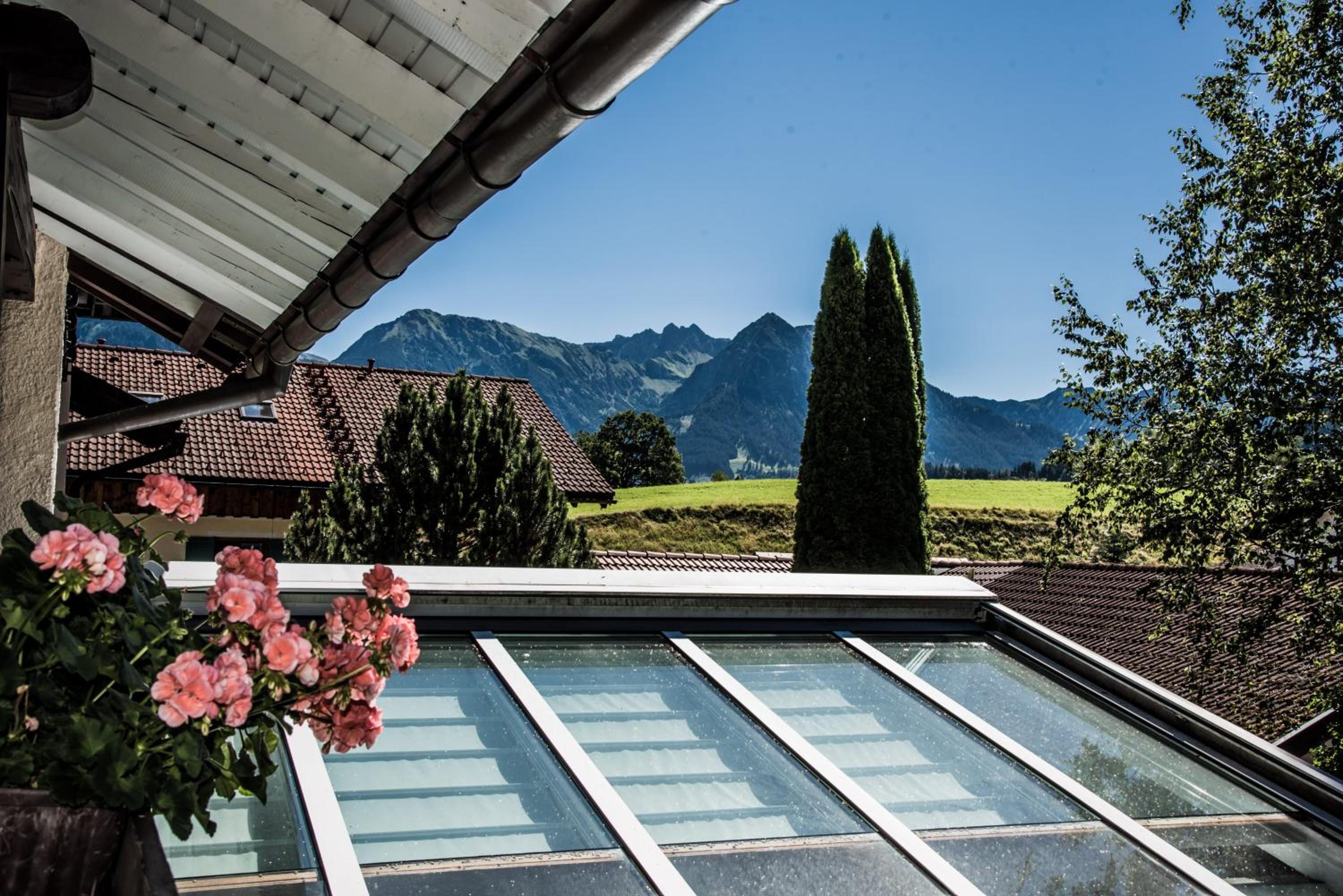 HAUS Susanne - TOP-Ferienwohnungen - SOMMER-Bergbahn inklusive