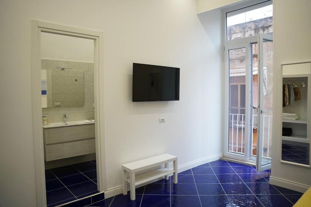 Maison Olivia, nuovo appartamento in zona Chiaia