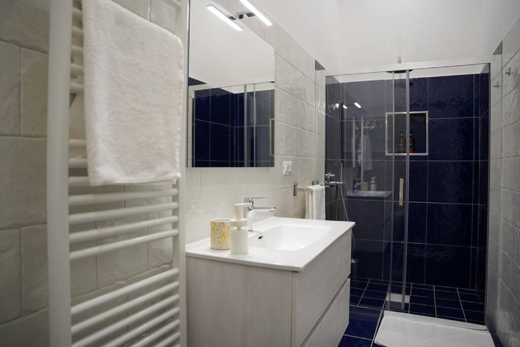 Maison Olivia, nuovo appartamento in zona Chiaia