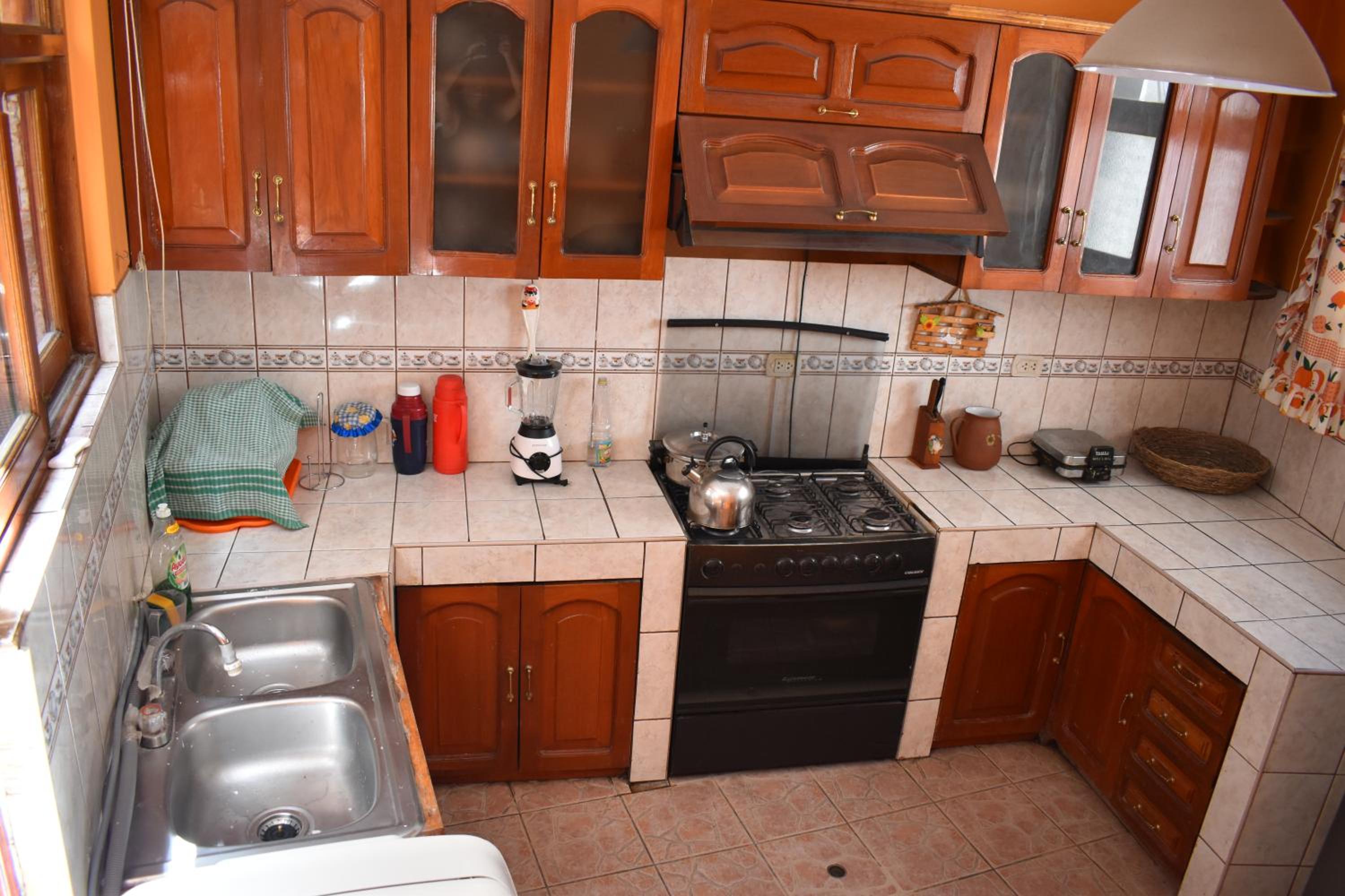 Casa a 3 cuadras de la plaza de armas Huamanga view 4