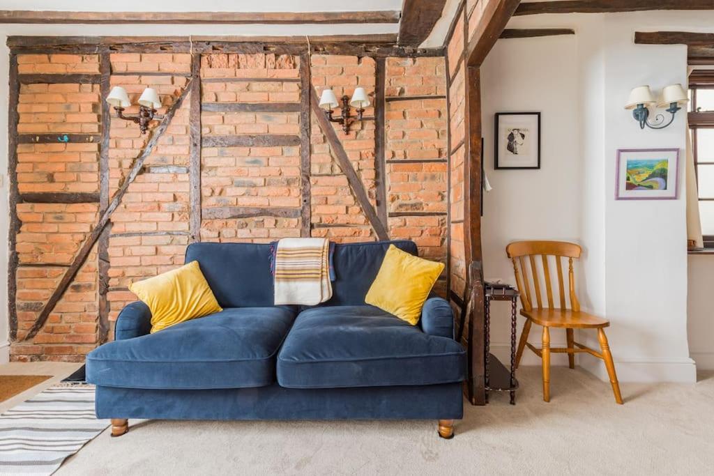 Sarahs Cottage