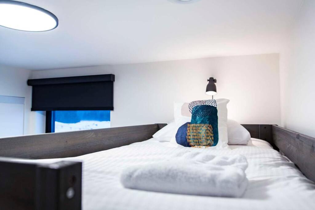 Separate Reality Retreat by Revelstoke Vacations