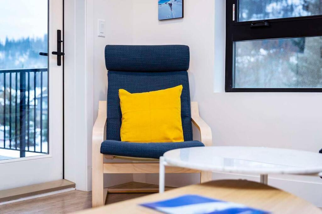 Separate Reality Retreat by Revelstoke Vacations