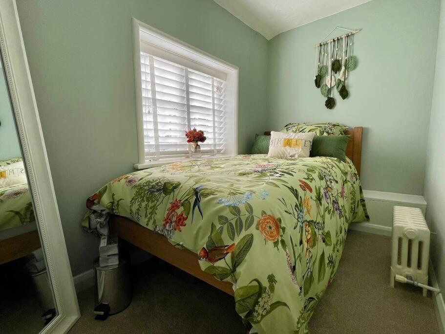 Quaint Cottage in the heart of Arundel
