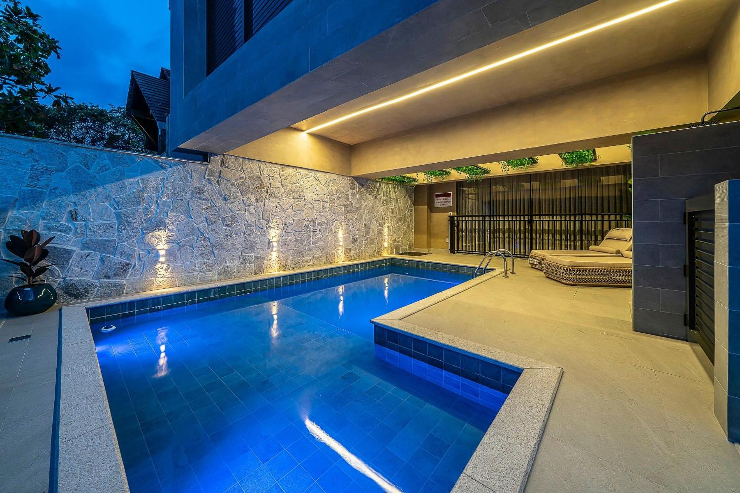 Paradise 205 - Cobertura duplex 2 suítes à 100 metros da Praia do Canto Grande