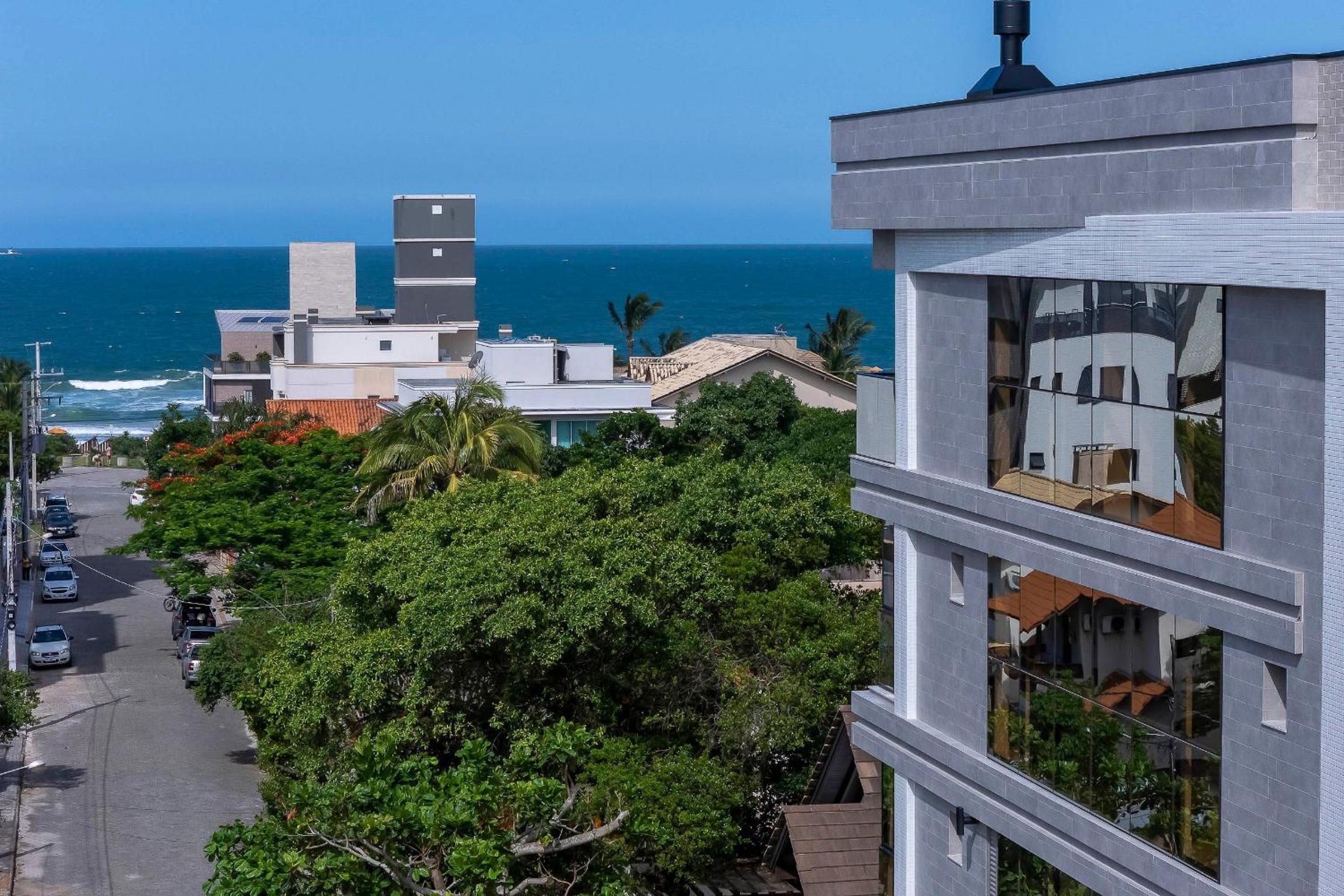 Paradise 205 - Cobertura duplex 2 suítes à 100 metros da Praia do Canto Grande