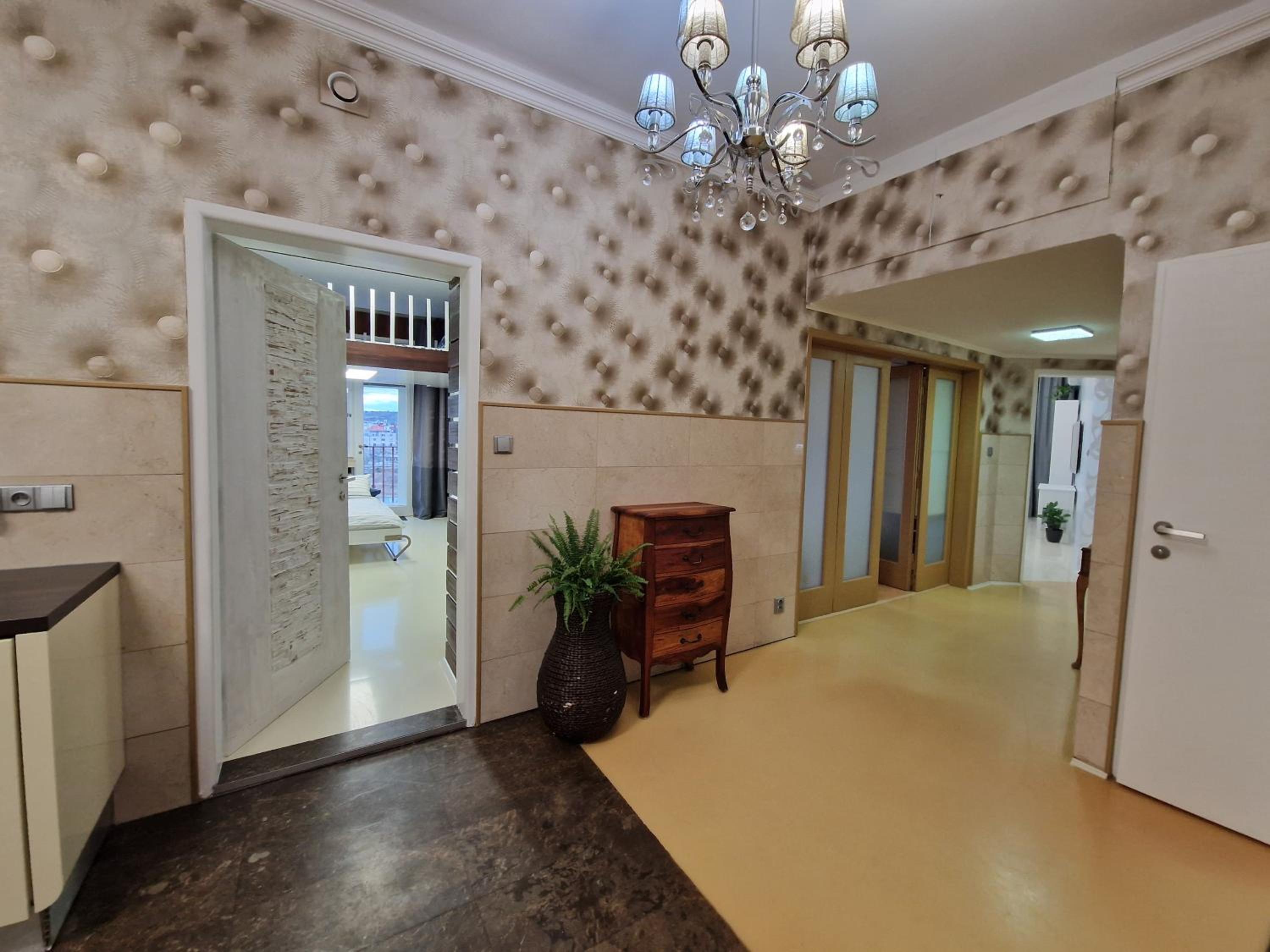 Quiet spacious apartment with a balcony