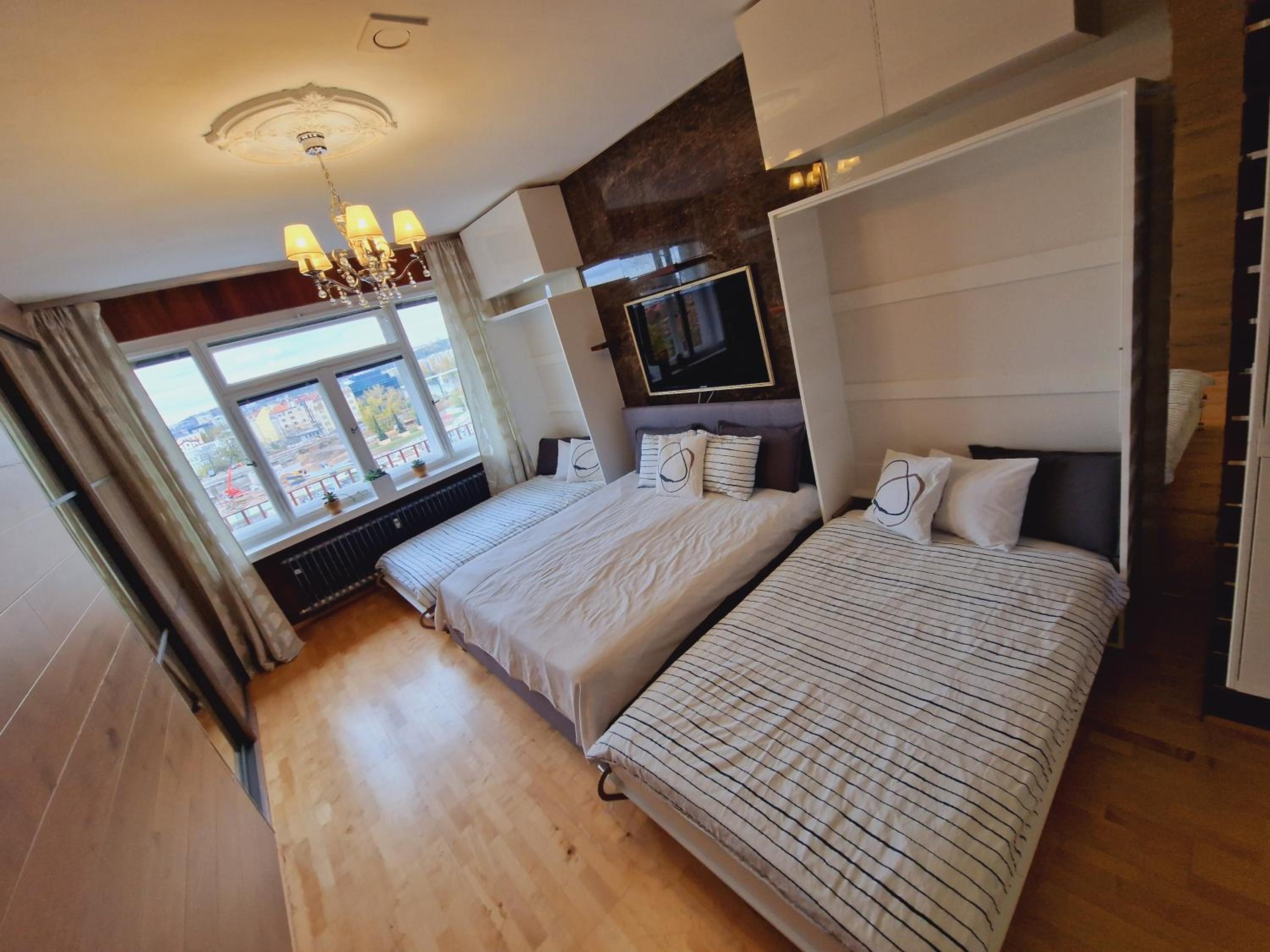 Quiet spacious apartment with a balcony