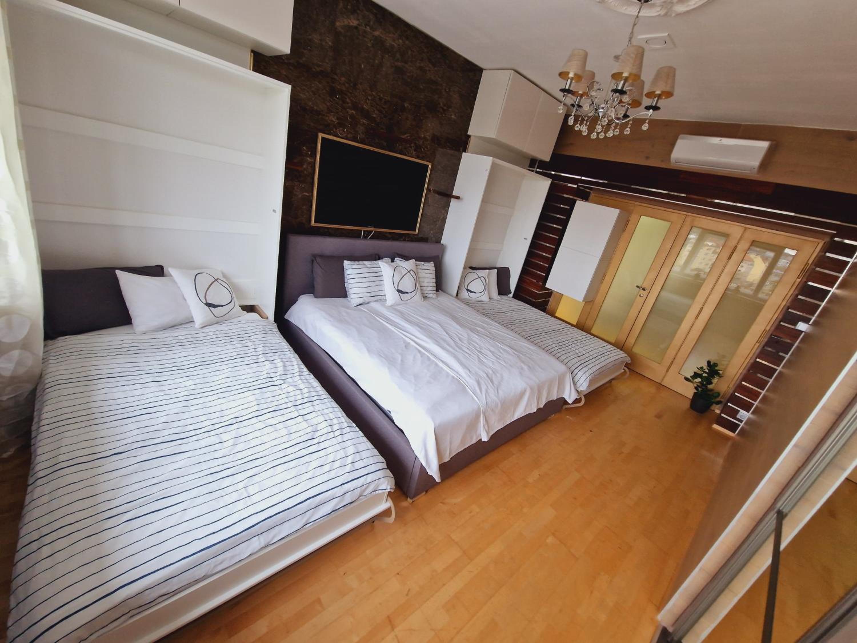 Quiet spacious apartment with a balcony