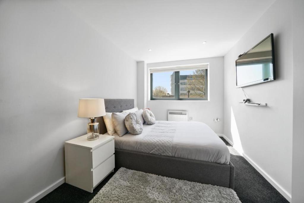 AMISHA 2Bedroom Apartment in Tower Bridge London Bridge Bermondsey - Perfect For Long Stays
