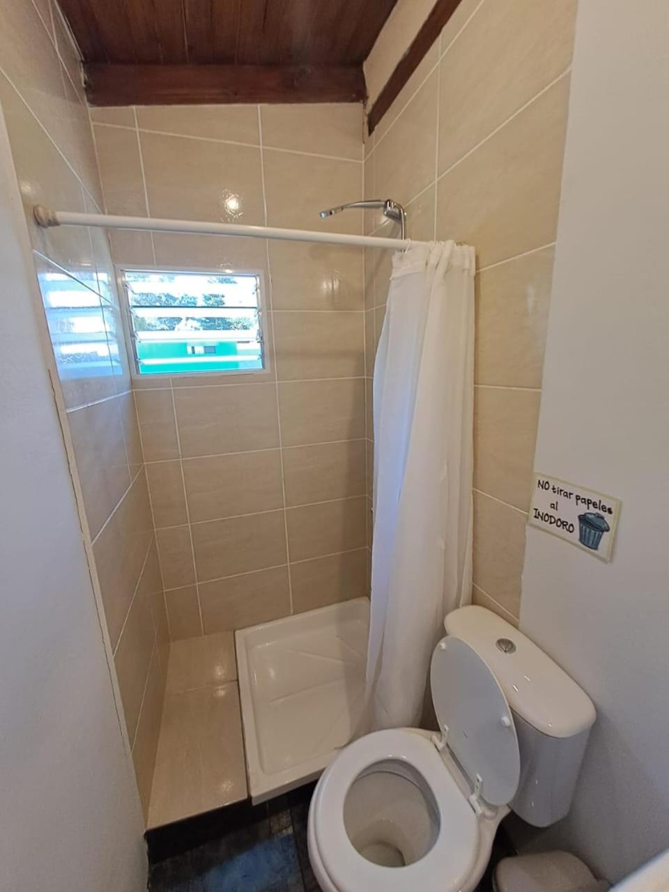 HOSTEL EL LIMON