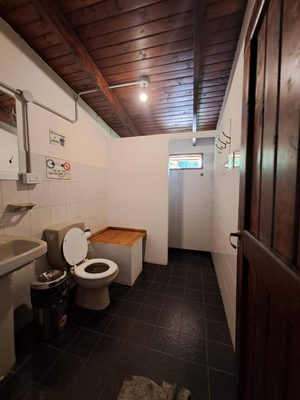 HOSTEL EL LIMON