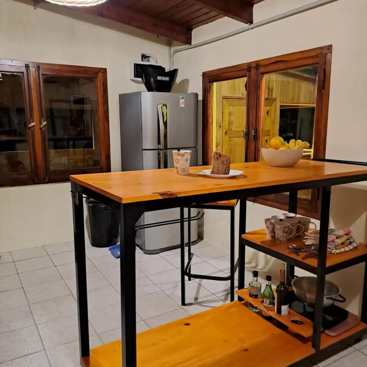 HOSTEL EL LIMON