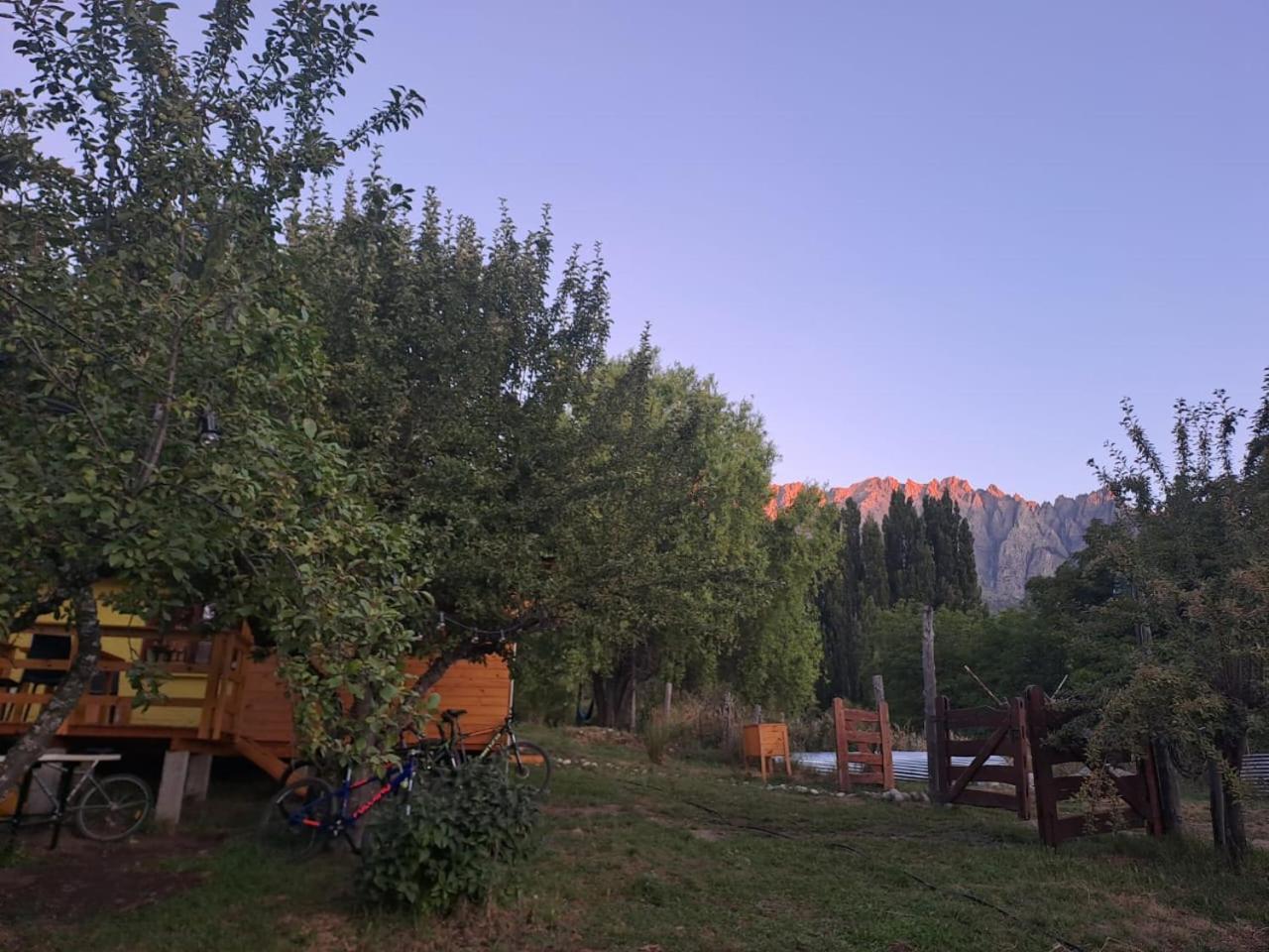 HOSTEL EL LIMON