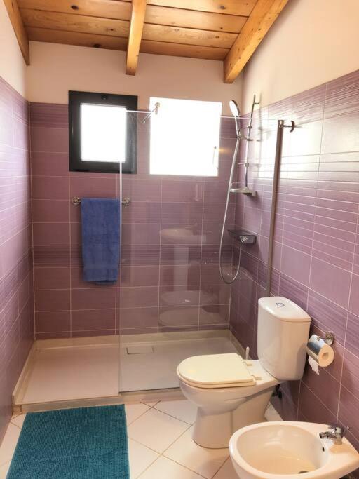 Penthouse with Panoramic Ocean Views and unlimited WiFi