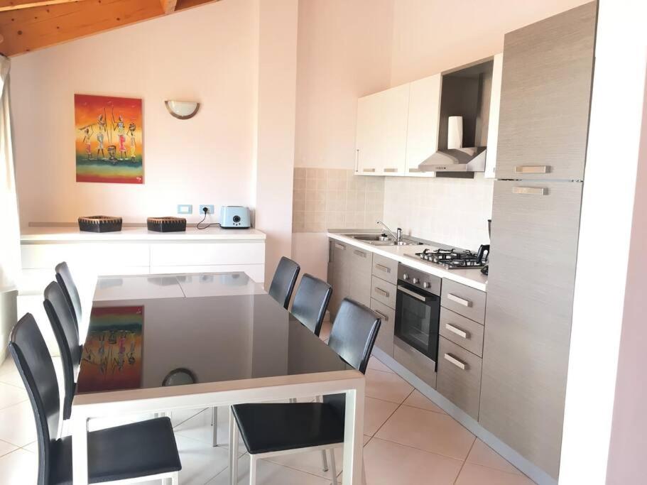 Penthouse with Panoramic Ocean Views and unlimited WiFi