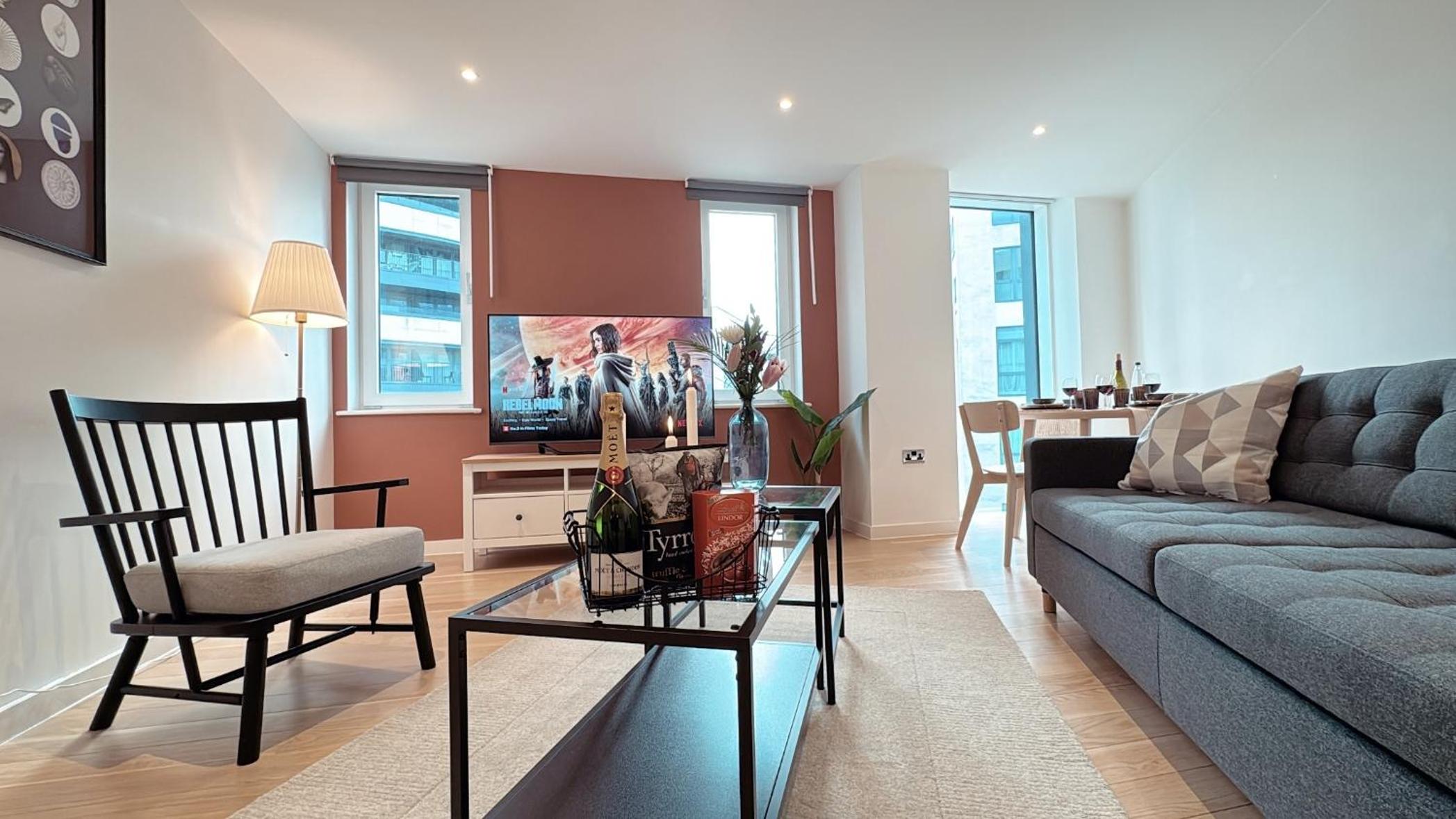 Shoreditch Apartments by Sleepy