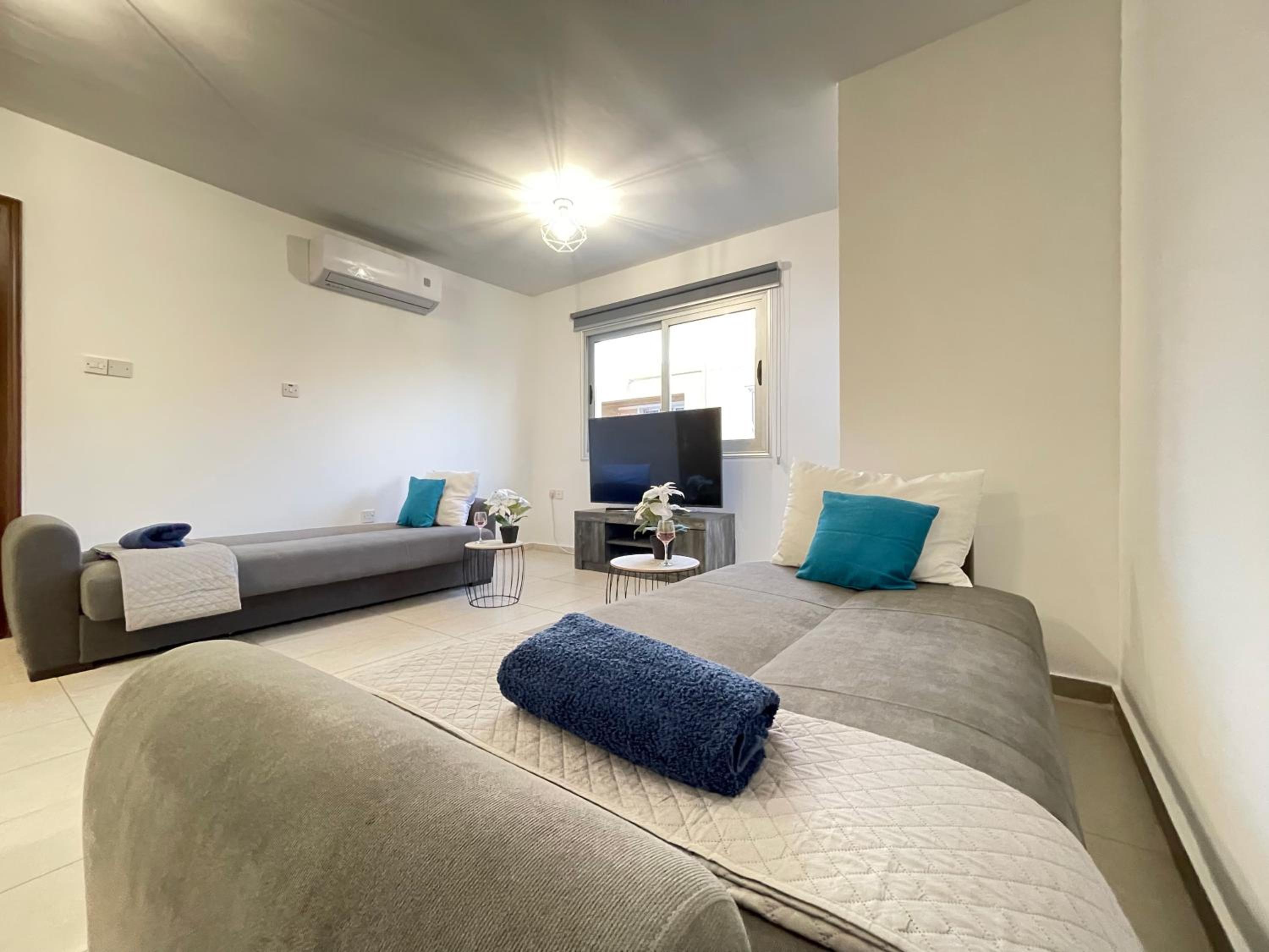 Aurora Holiday Apartment - Ayia Napa