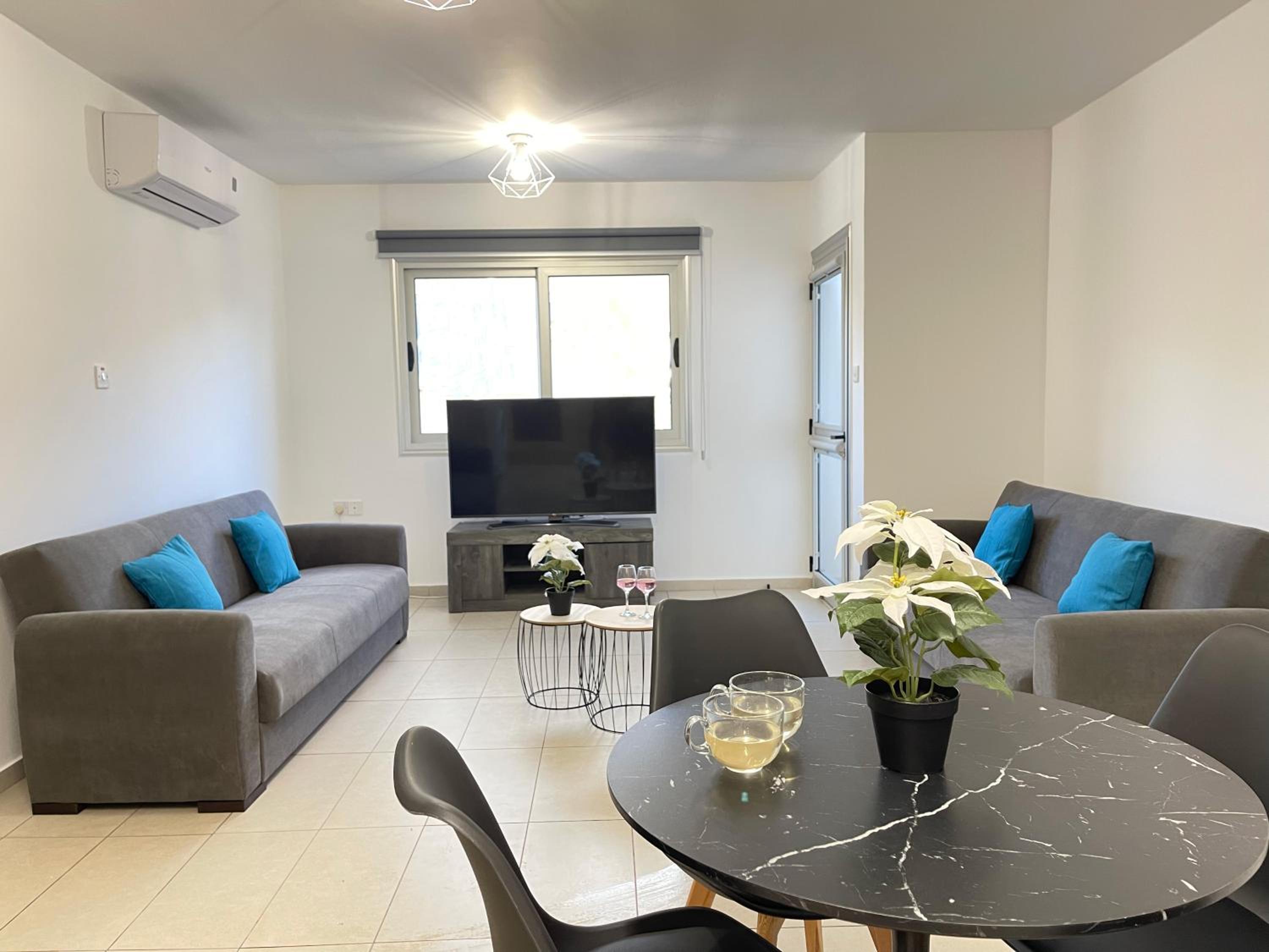 Aurora Holiday Apartment - Ayia Napa
