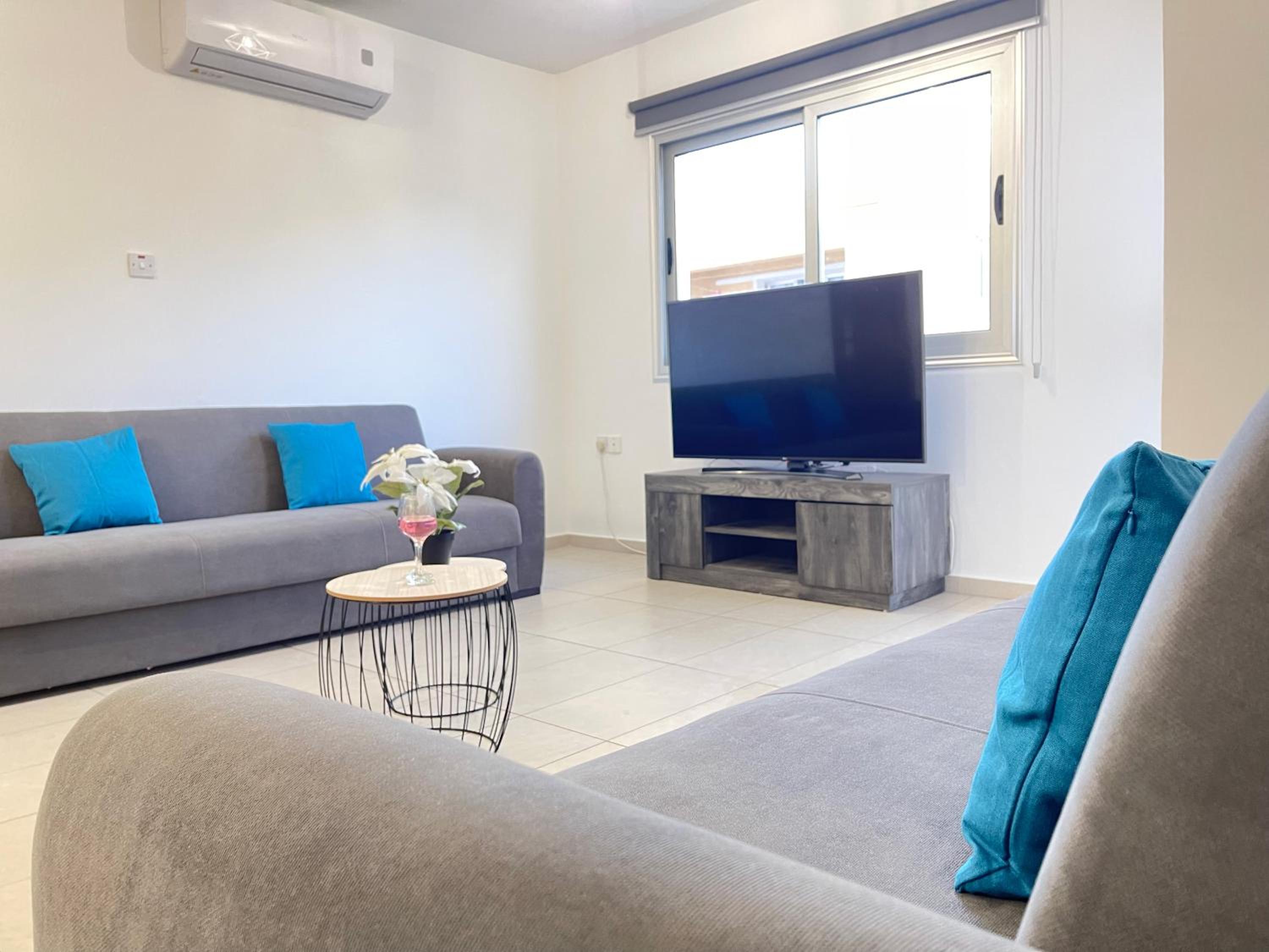 Aurora Holiday Apartment - Ayia Napa