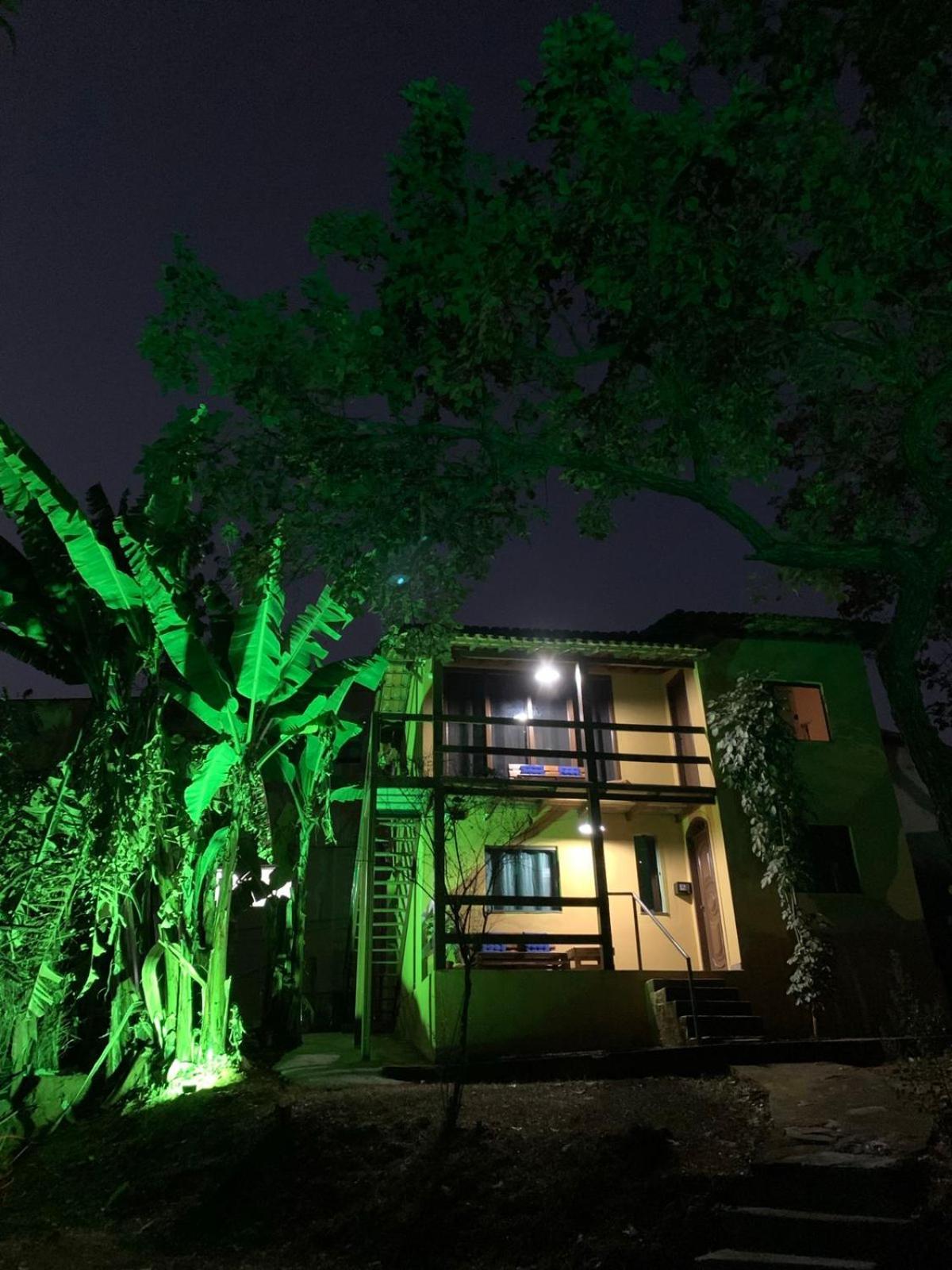 Casa Amarela Cipó Suítes e Cipó Kombi VIP 600m centro Serra do Cipó