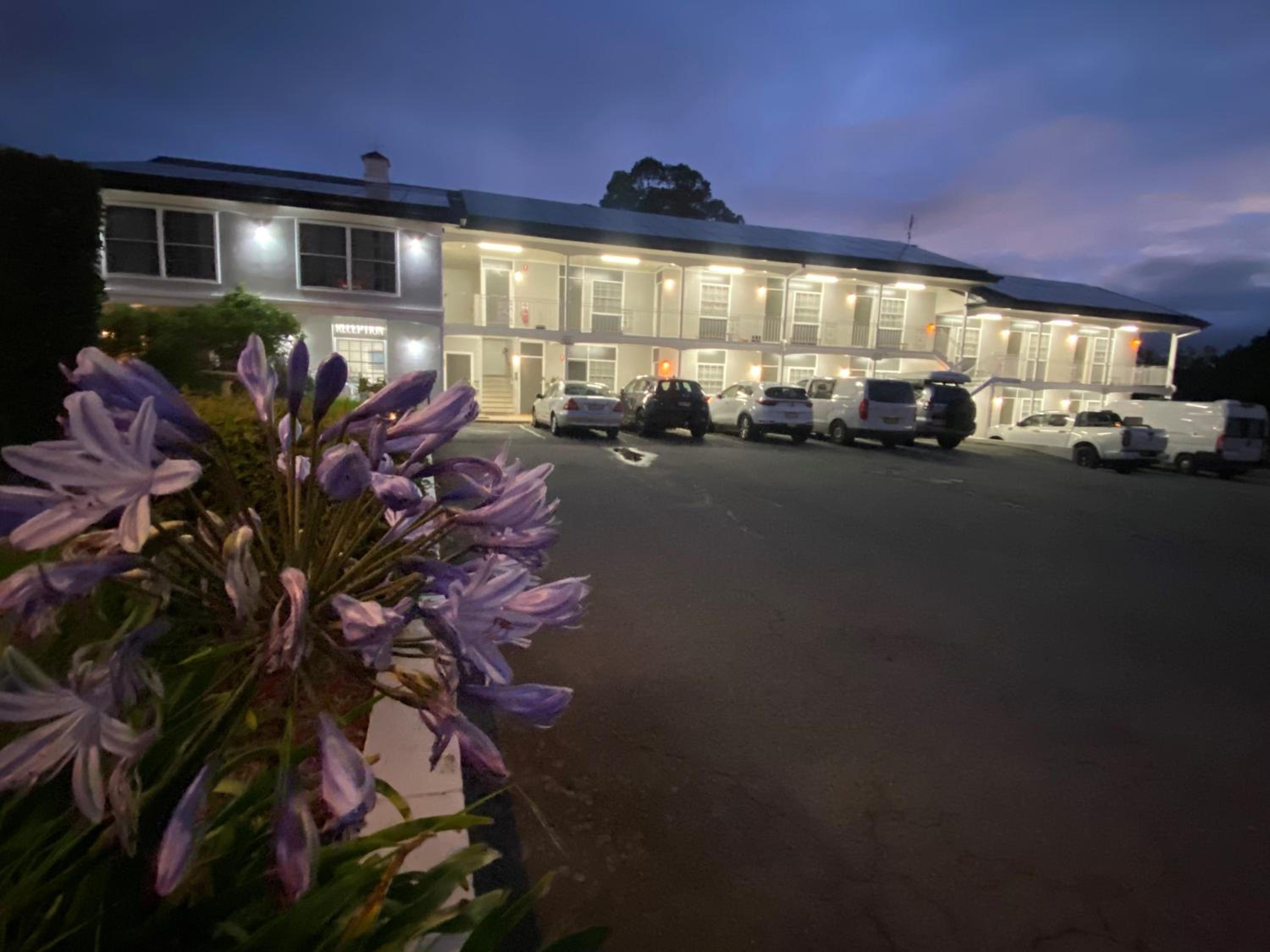Colonial Lodge Motor Inn