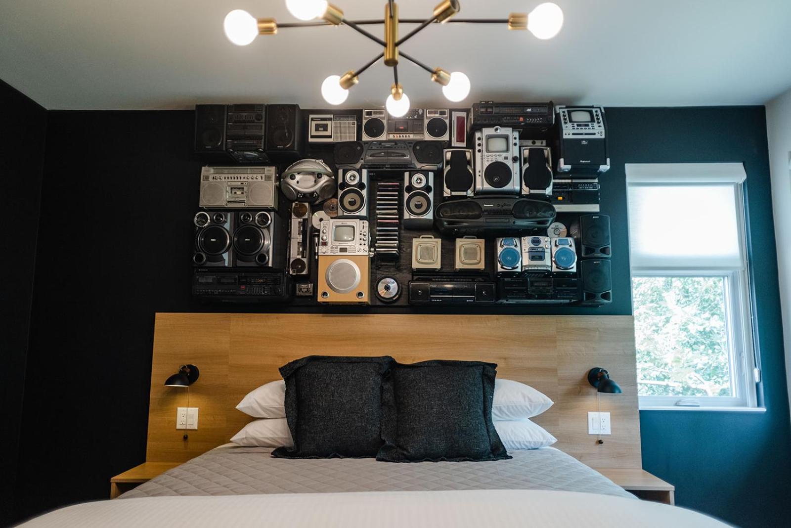 The Grove Motel