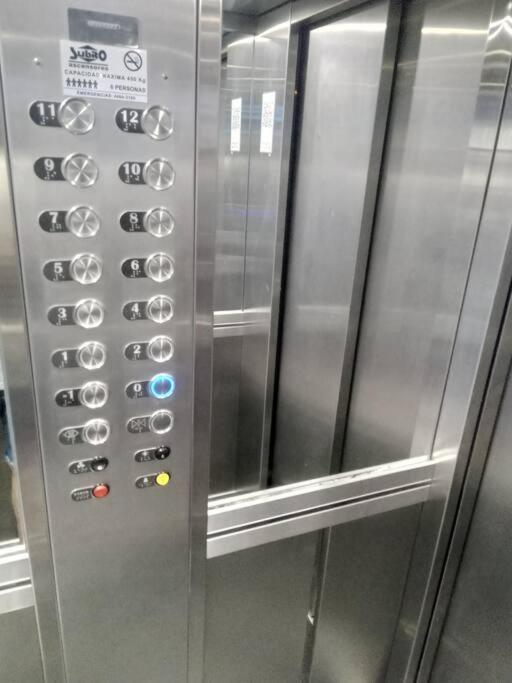 Apartamento en Buenos Aires equipado con balcon y terraza