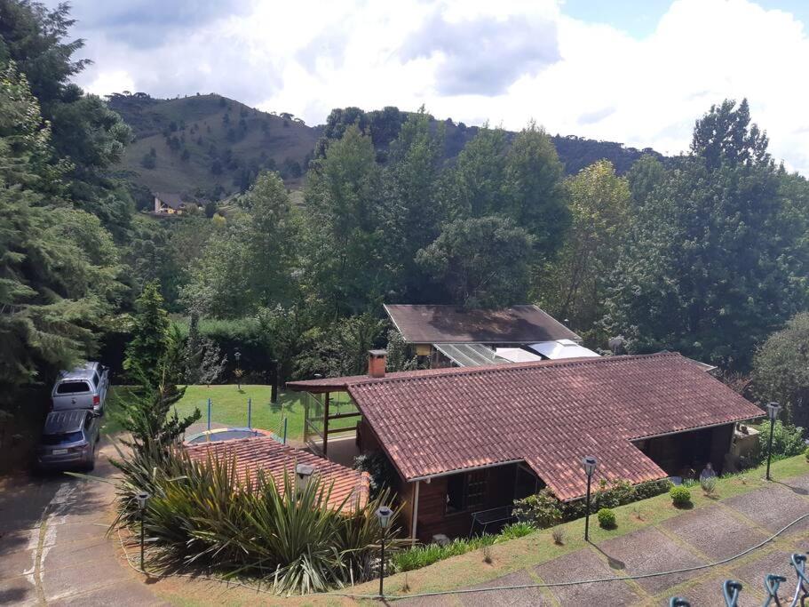 Vila Dolce Vita a 5min do Capivari - Com Deck Gourmet em cond fechado
