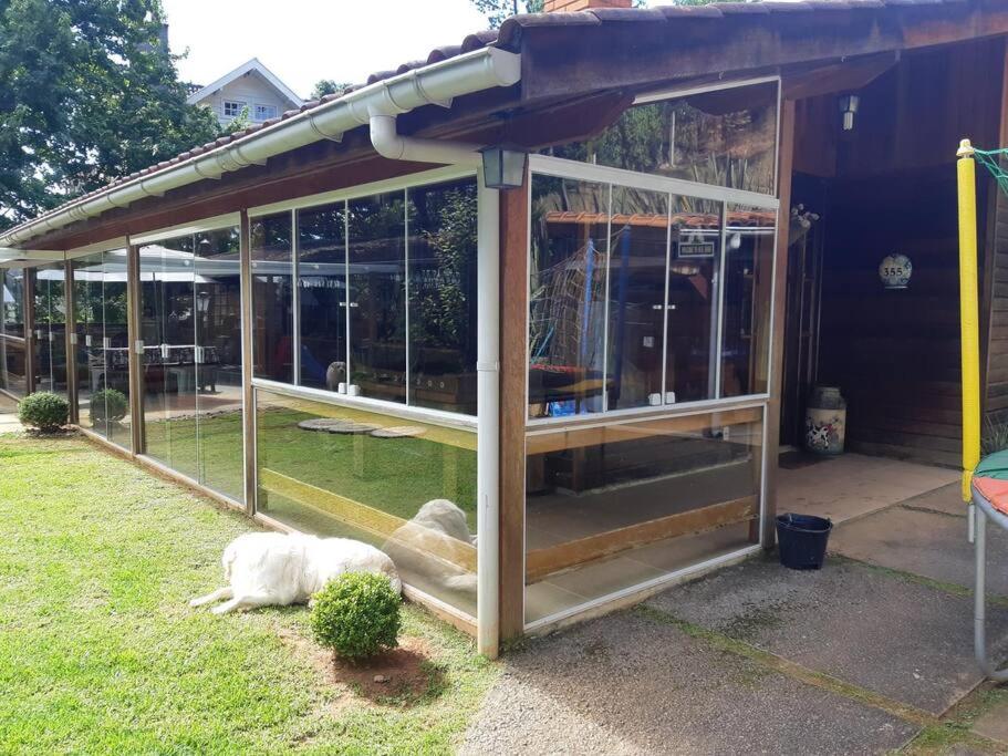 Vila Dolce Vita a 5min do Capivari - Com Deck Gourmet em cond fechado