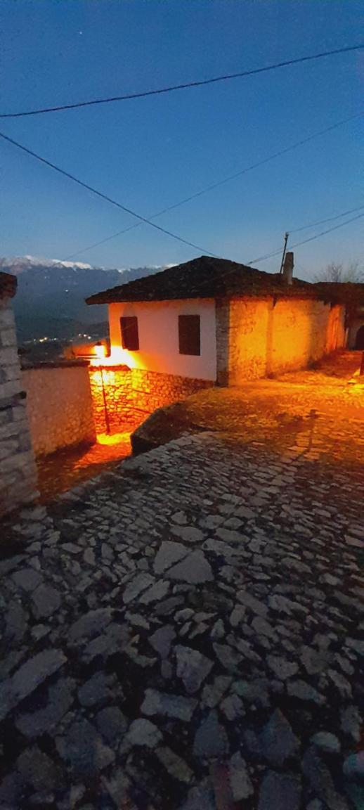 Villa Maria - Berat Castle