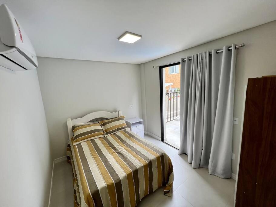 Apartamento Amplo com área Garden e Piscina