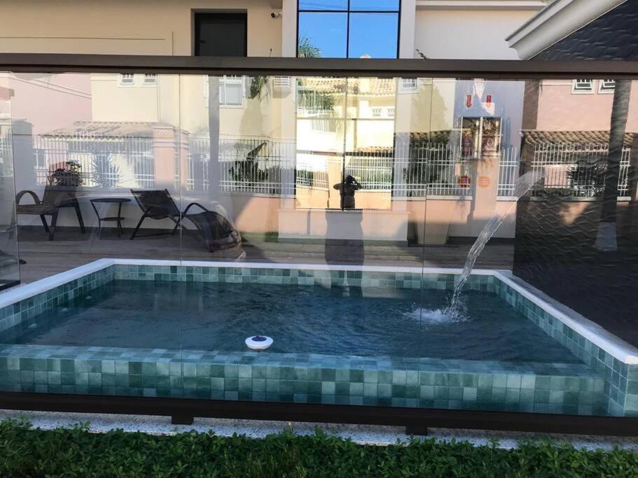 Apartamento Amplo com área Garden e Piscina