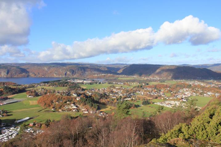 Gauvik - Lyngdal view 5