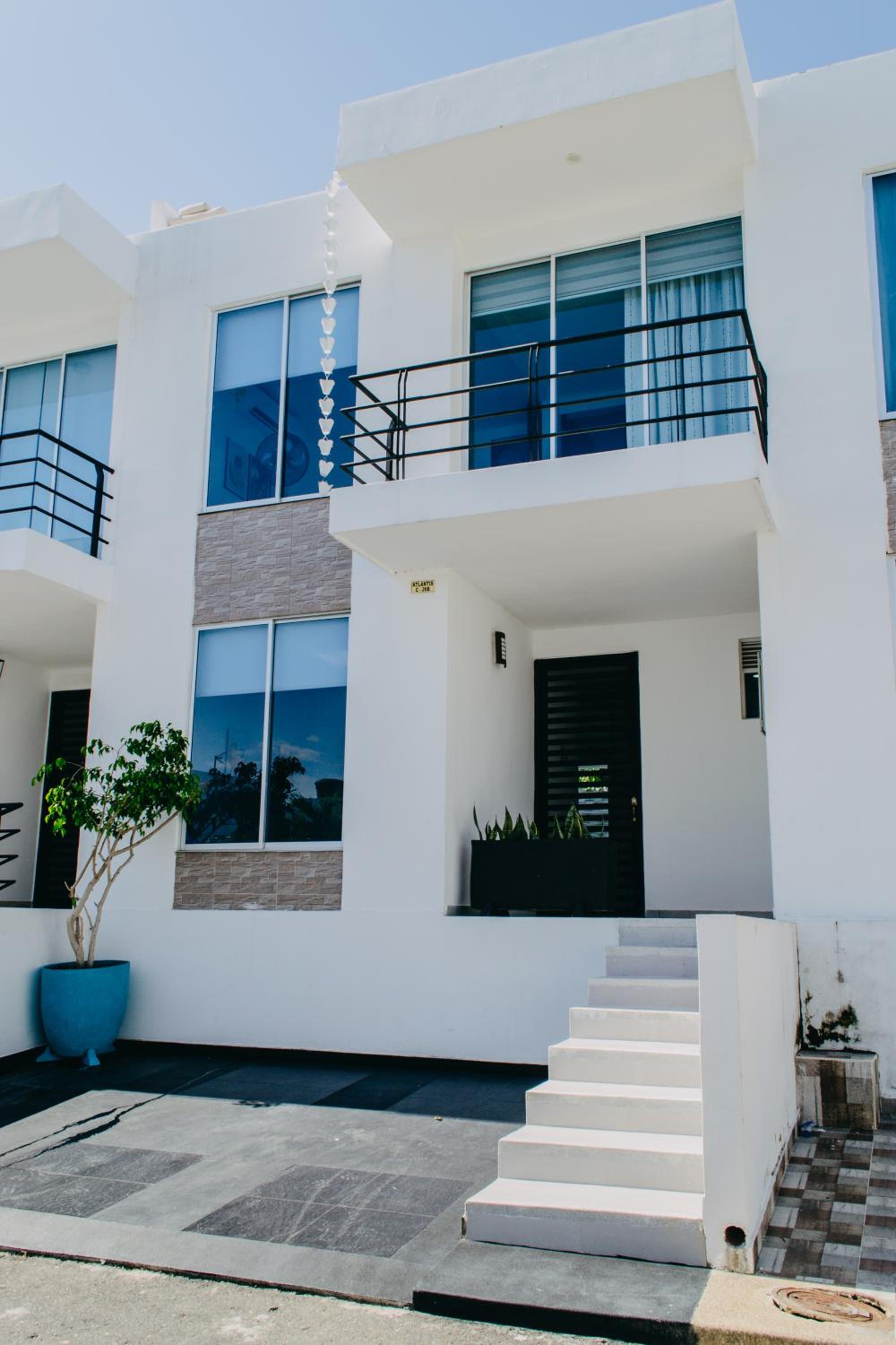 Hermosa Casa en Girardot con Piscina Privada