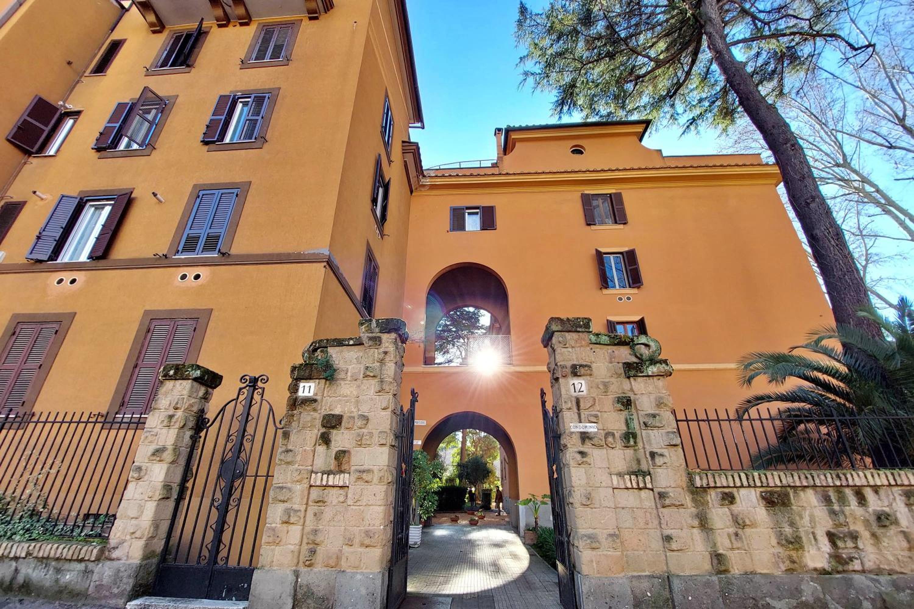 Roma & Amor Apartment