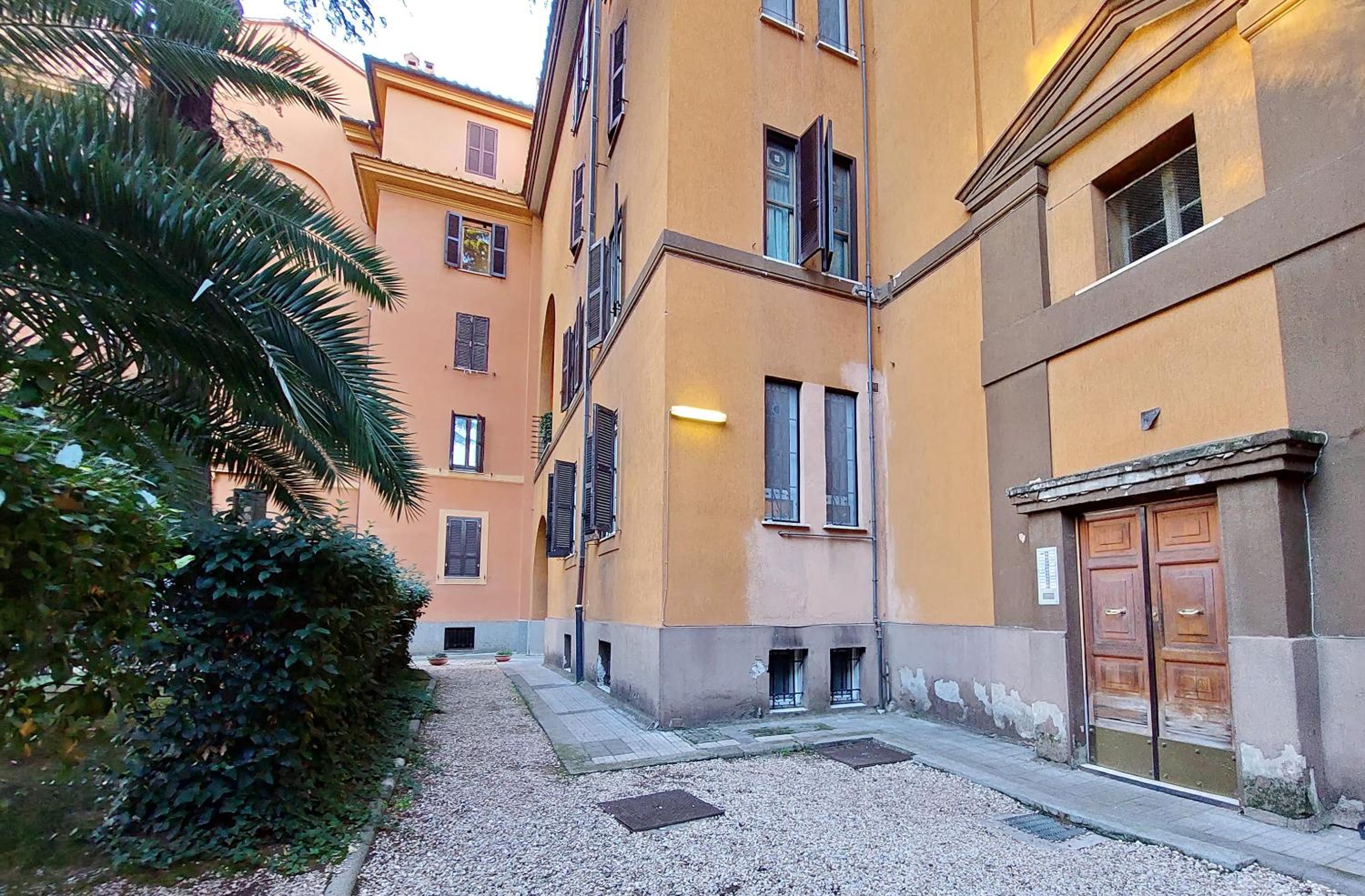 Roma & Amor Apartment