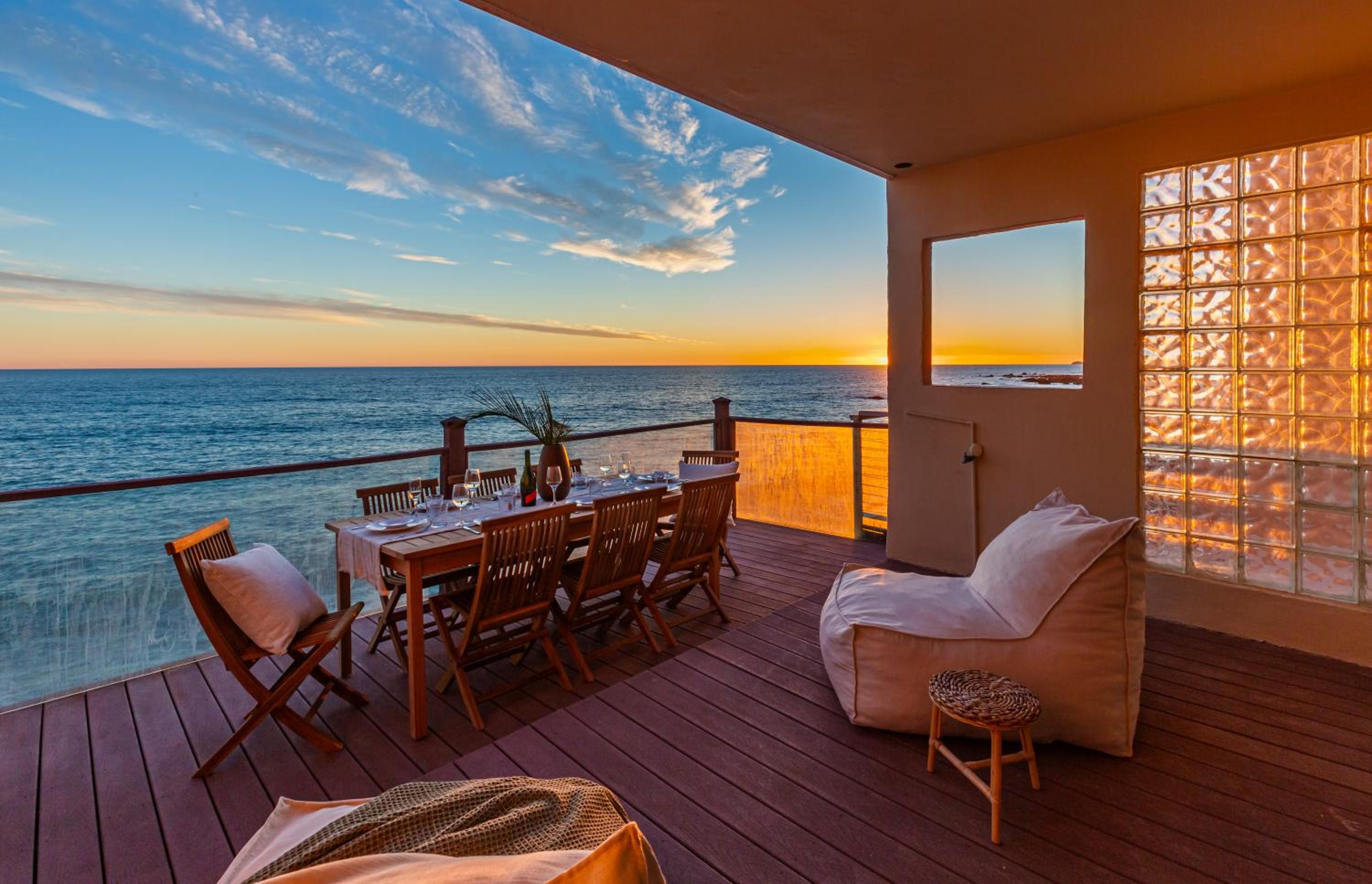 Blue Dolphin: An Oceanfront Malibu Sanctuary view 3
