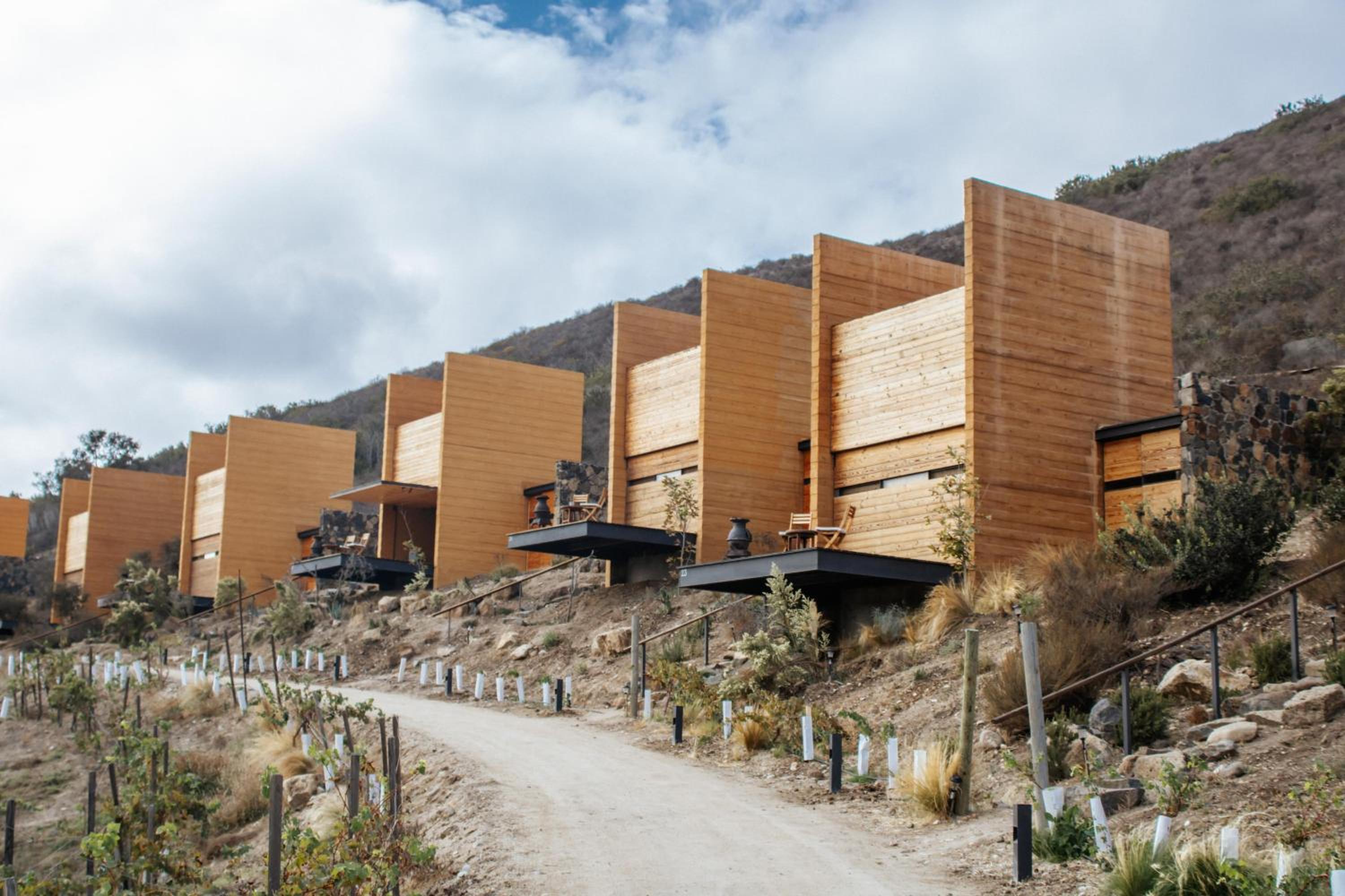Ensenada Vacations - Hotel Cuatro Cuatros - Property Image 29