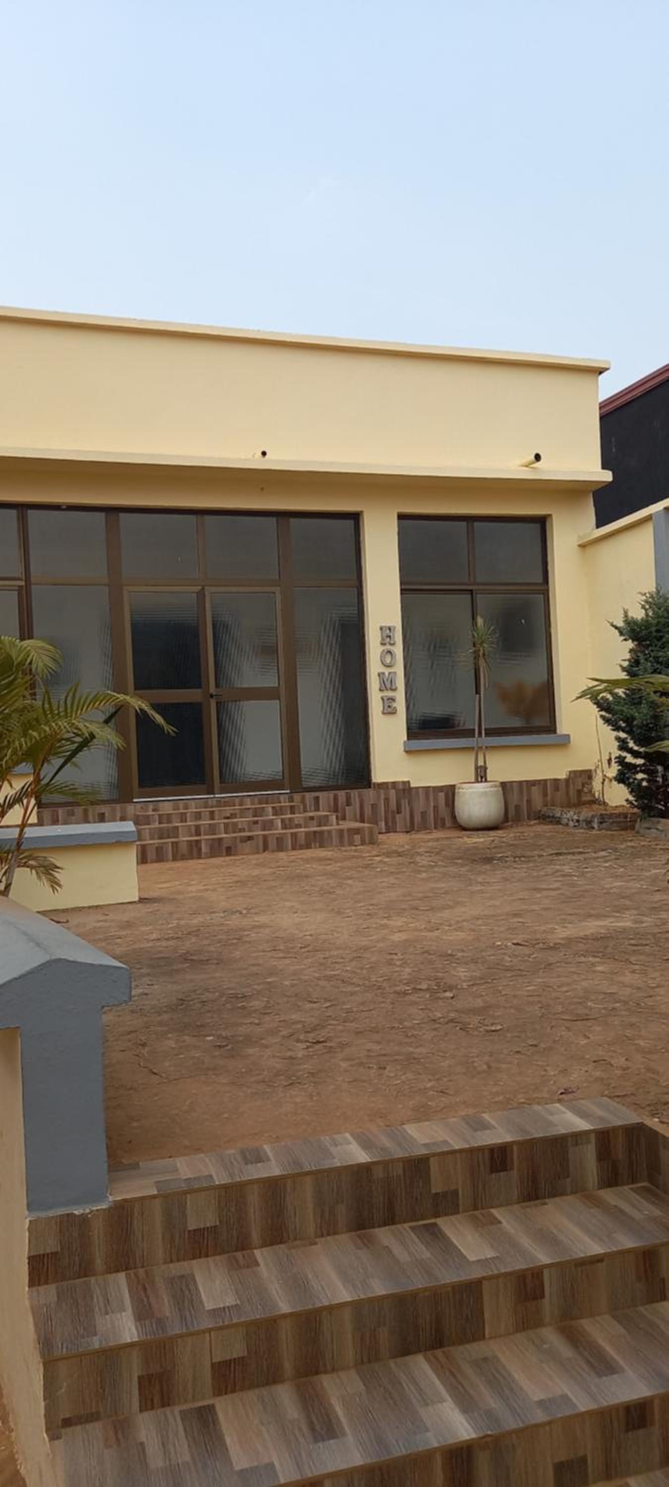 APPART HOTEL MIREILLE