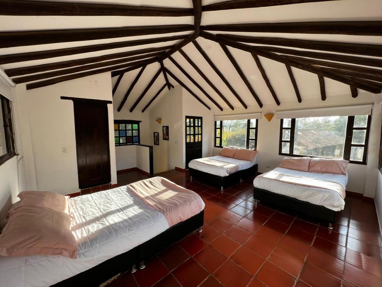 CASA CAMPESTRE VILLA SANTANA
