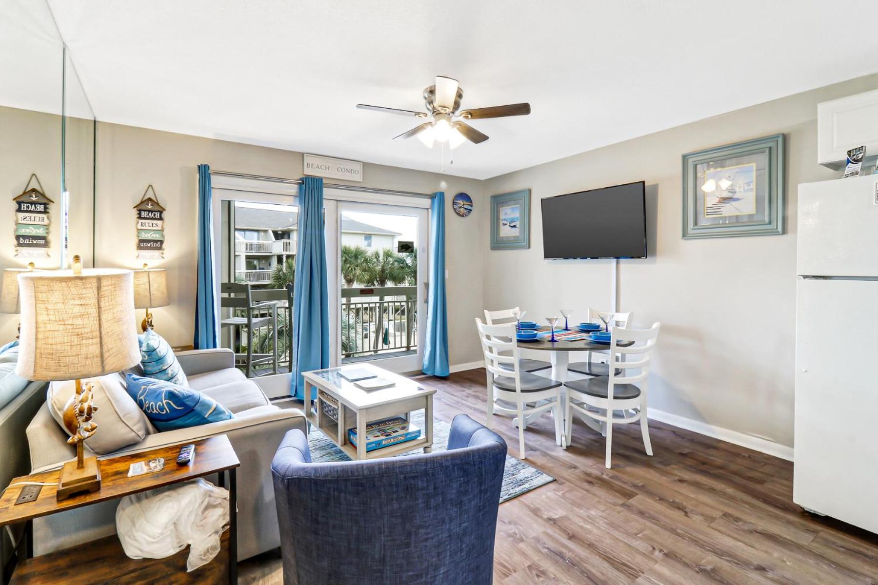 Breakers 220 Oceanfront Condo, Direct Beach Access, Heated Pool, Elevator, Renovated, Coligny Beach, Vacation Rental HHI LLC view 3