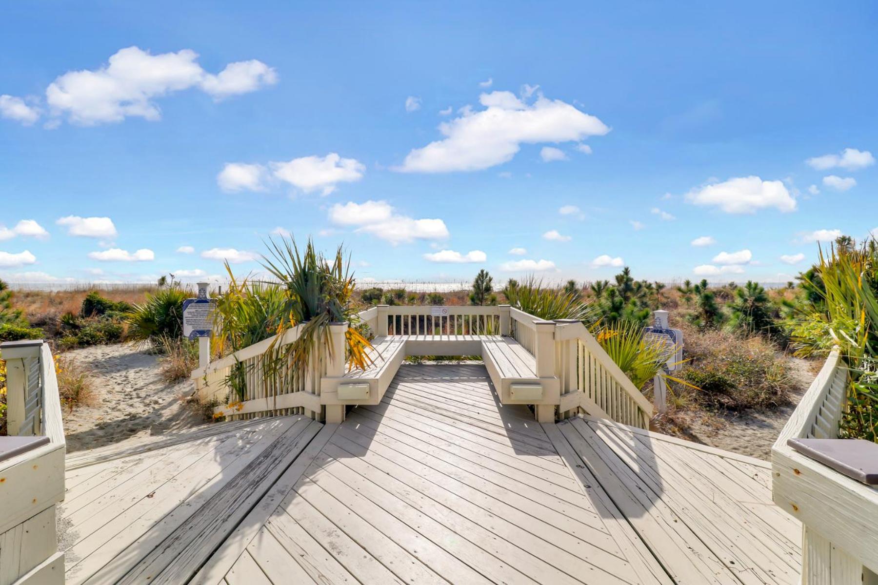 Breakers 220 Oceanfront Condo, Direct Beach Access, Heated Pool, Elevator, Renovated, Coligny Beach, Vacation Rental HHI LLC view 4